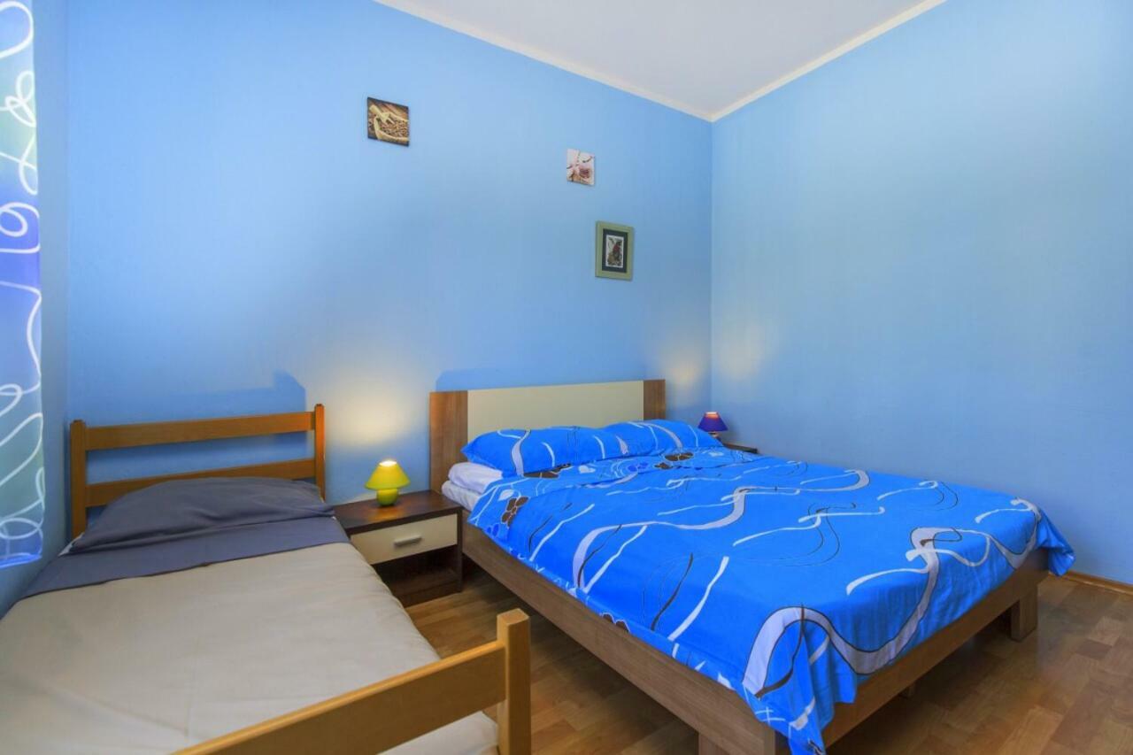 Apartment Amber Koromačno Eksteriør bilde