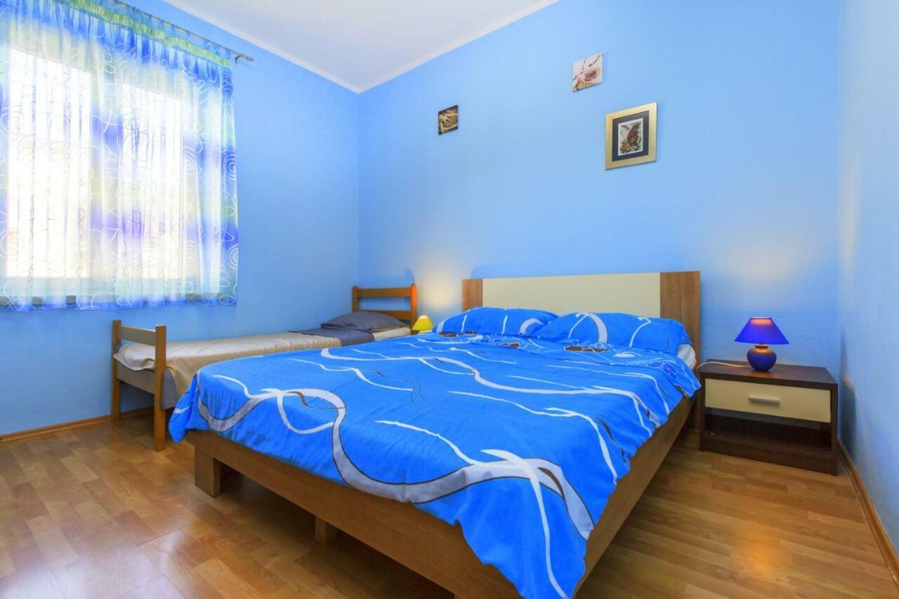 Apartment Amber Koromačno Eksteriør bilde